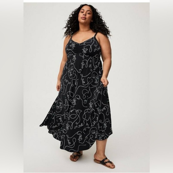 Torrid Black and White Abstract Maxi Dress Size 0 (12) - Picture 2 of 8